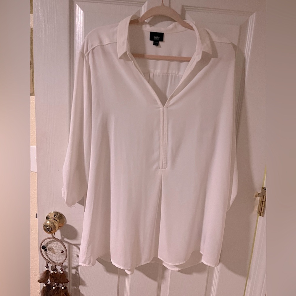 Woman’s blouse